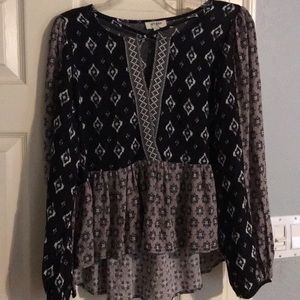 Cute shirt barely worn.